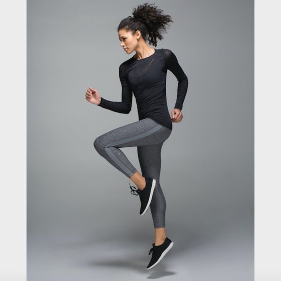 Lululemon Grey Silver Light Speed Tight Leggings Pants Size CAN 6 AUS 10 Active - Picture 12 of 12